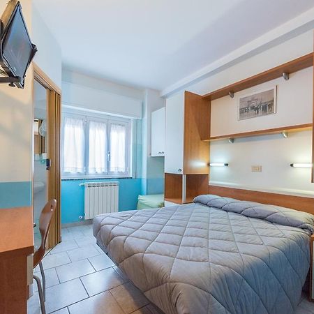 Hotel Santa Maria Finale Ligure Bagian luar foto