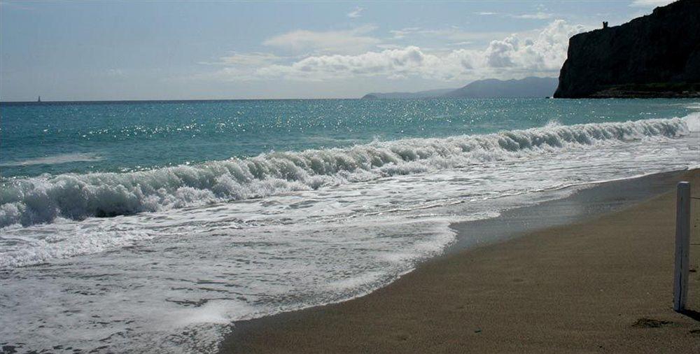 Hotel Santa Maria Finale Ligure Bagian luar foto
