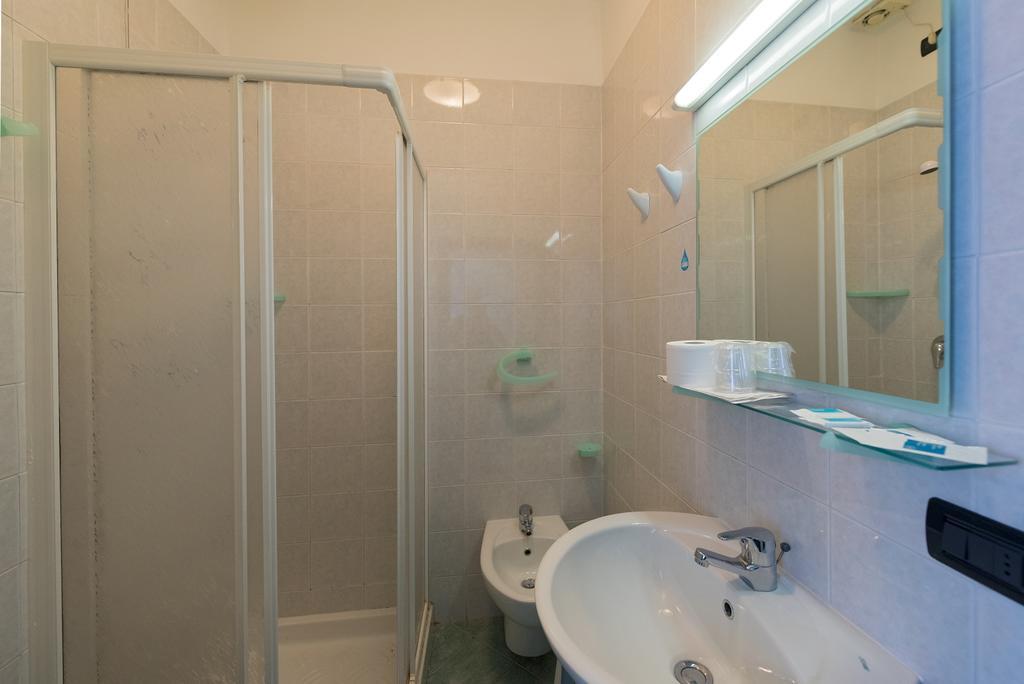 Hotel Santa Maria Finale Ligure Bagian luar foto